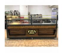 Börek Teşhir Tezgahı